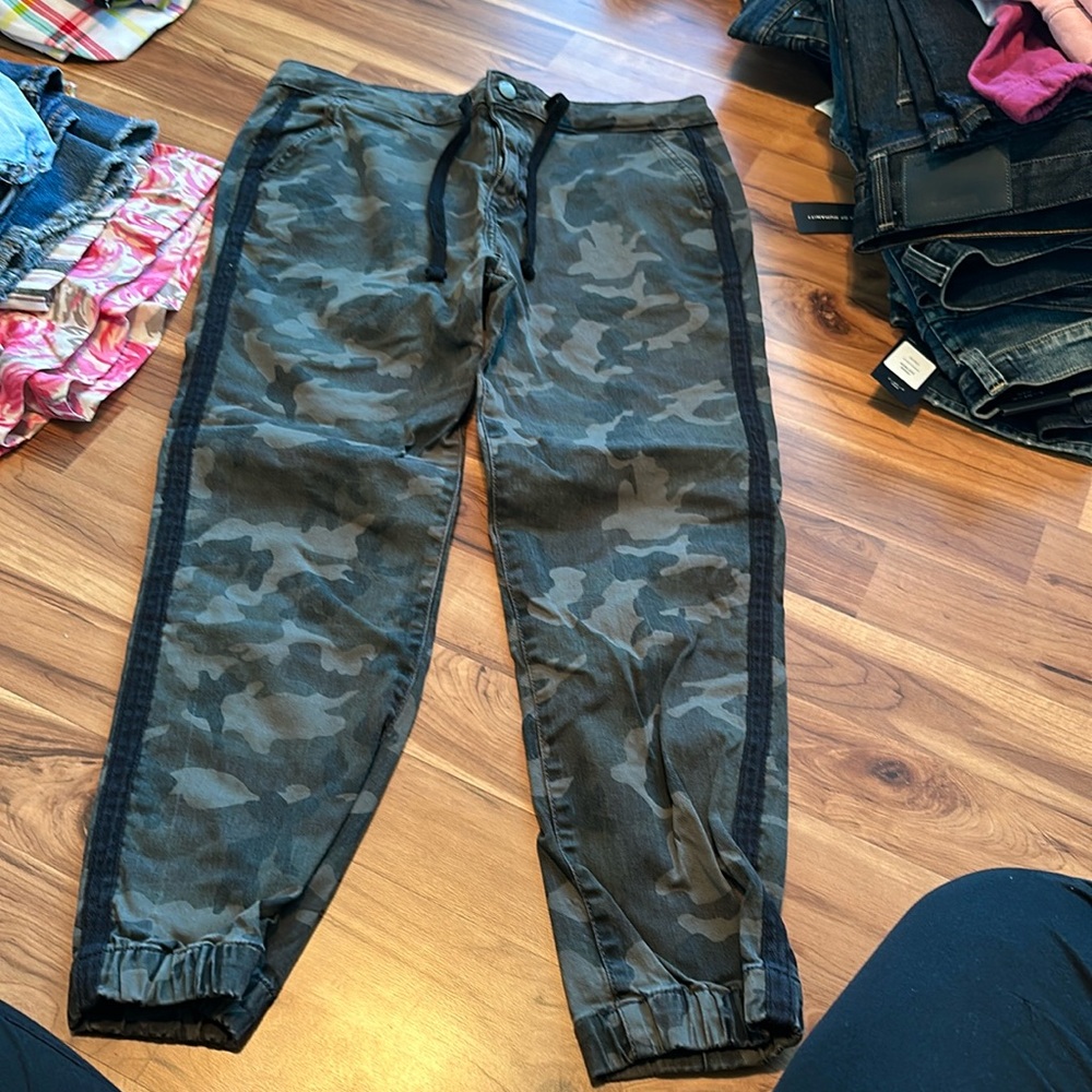 DL1961 denim joggers